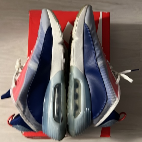 Nike Air Max 2090  USA White/White-Chile Red 11.5 Men ( pre-owned ) - Picture 4 of 7